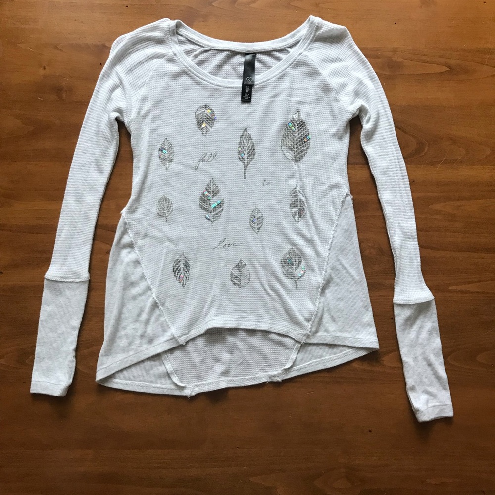 Feather print light long sleeves top